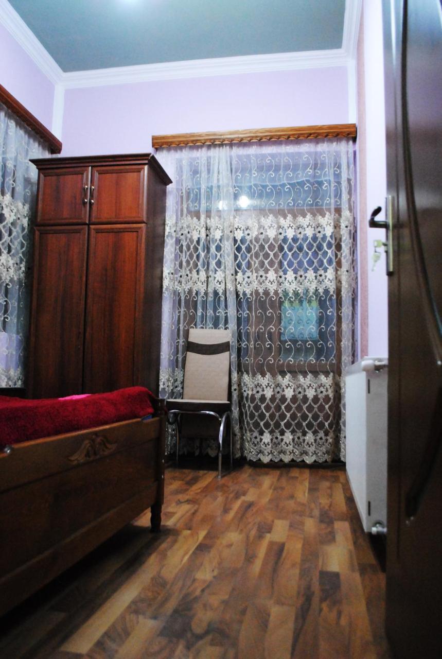 Apartament Giorgi Боржоми Екстериор снимка